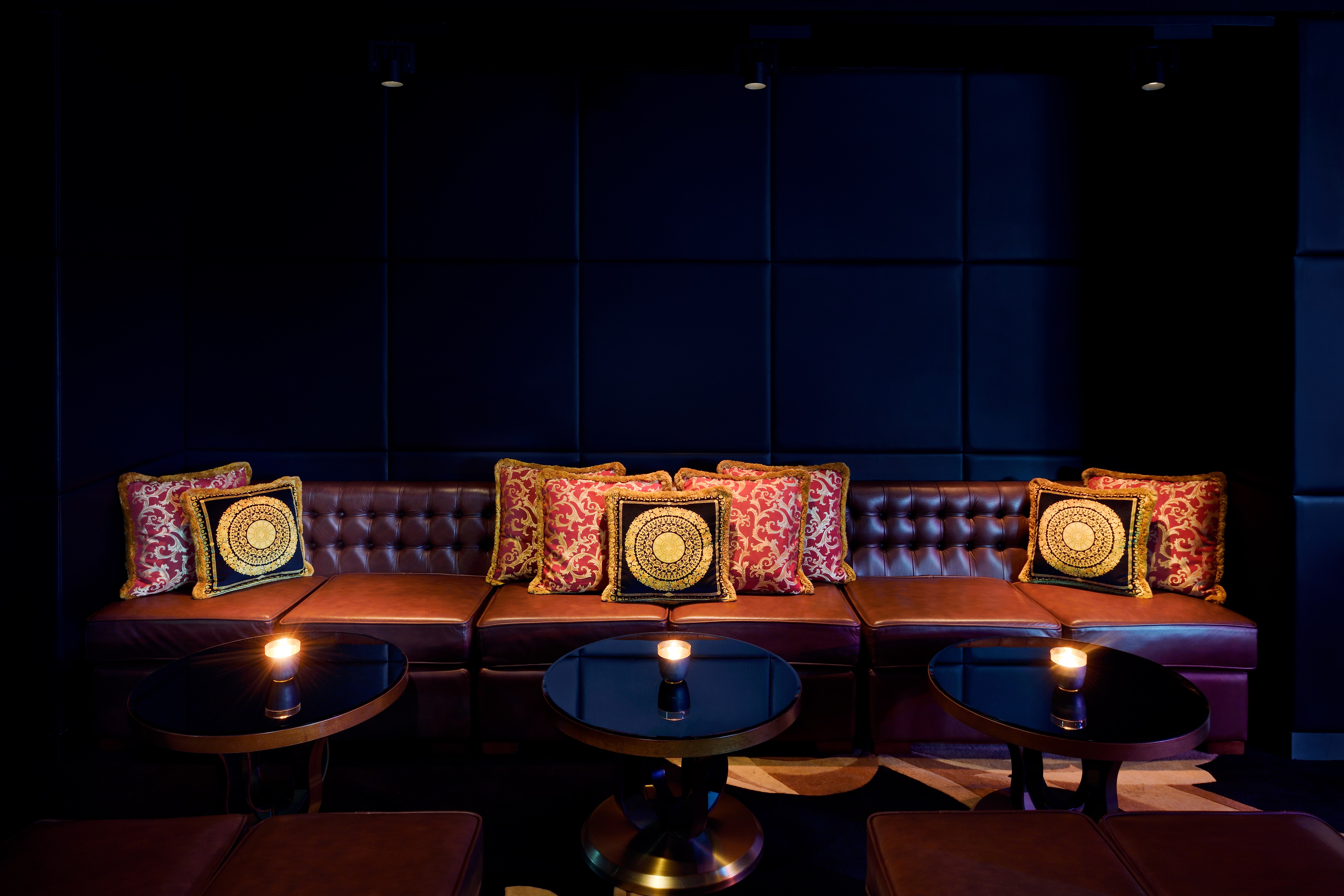 Enigma Restaurant & Lounge