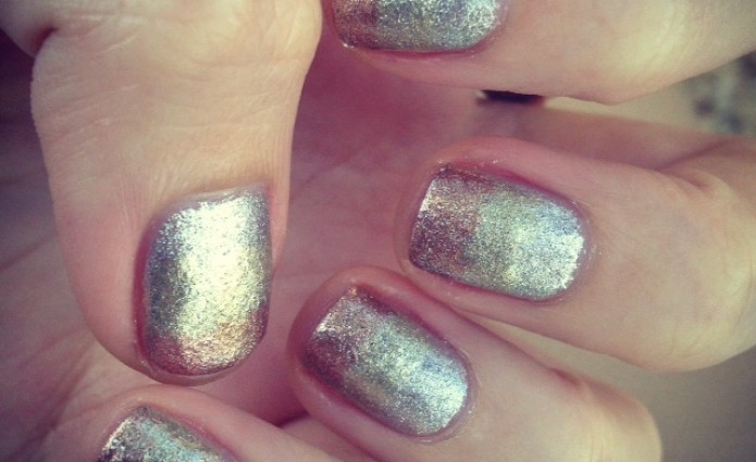 Myfashdiary does... Metallic Ombre nails!